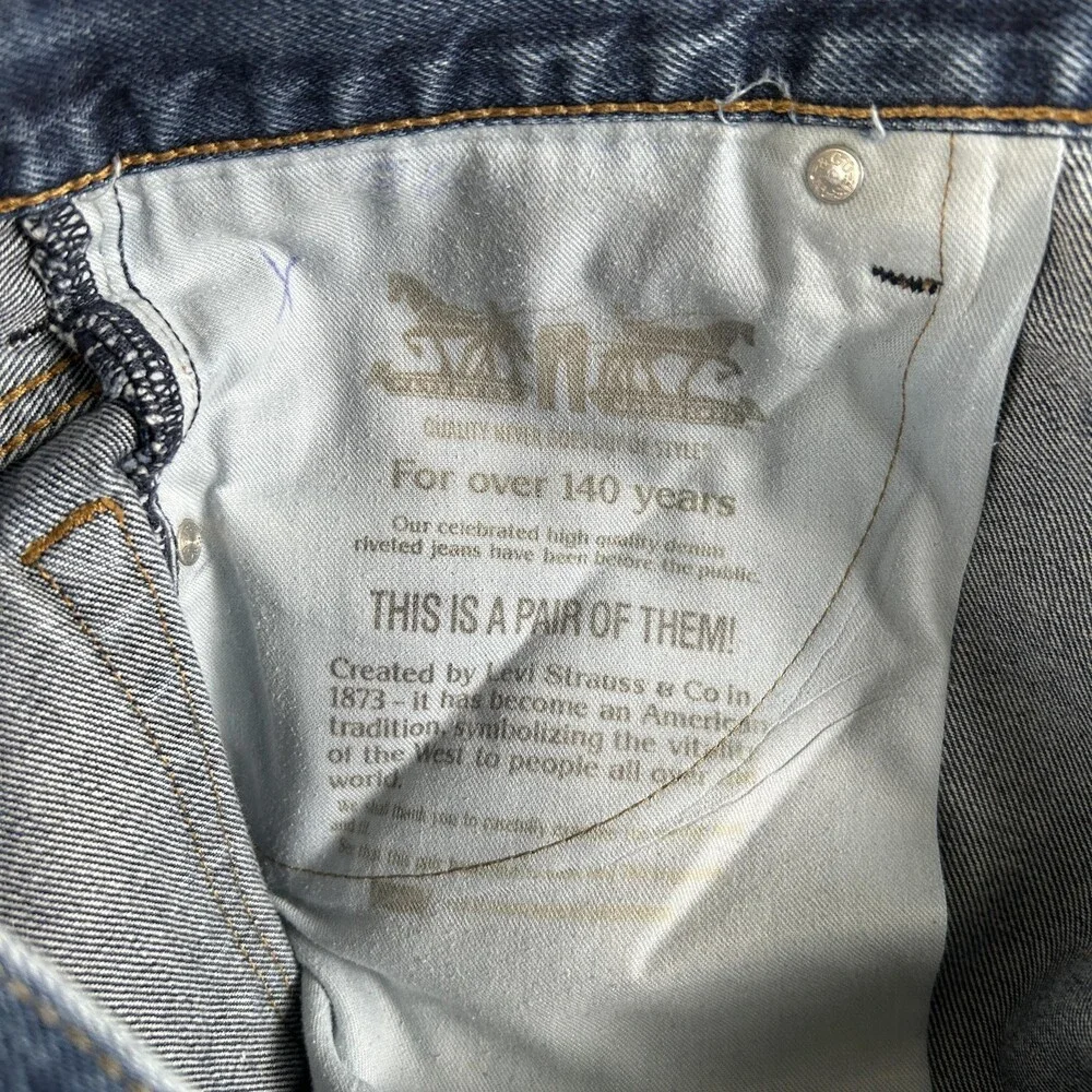 Levis 514 Jeans Mens 35x32 Medium Wash Whiskering Denim Straight Zip Fly Grunge